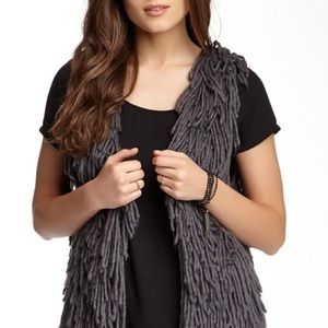Blu Pepper size M shaggy vest! Only worn once.